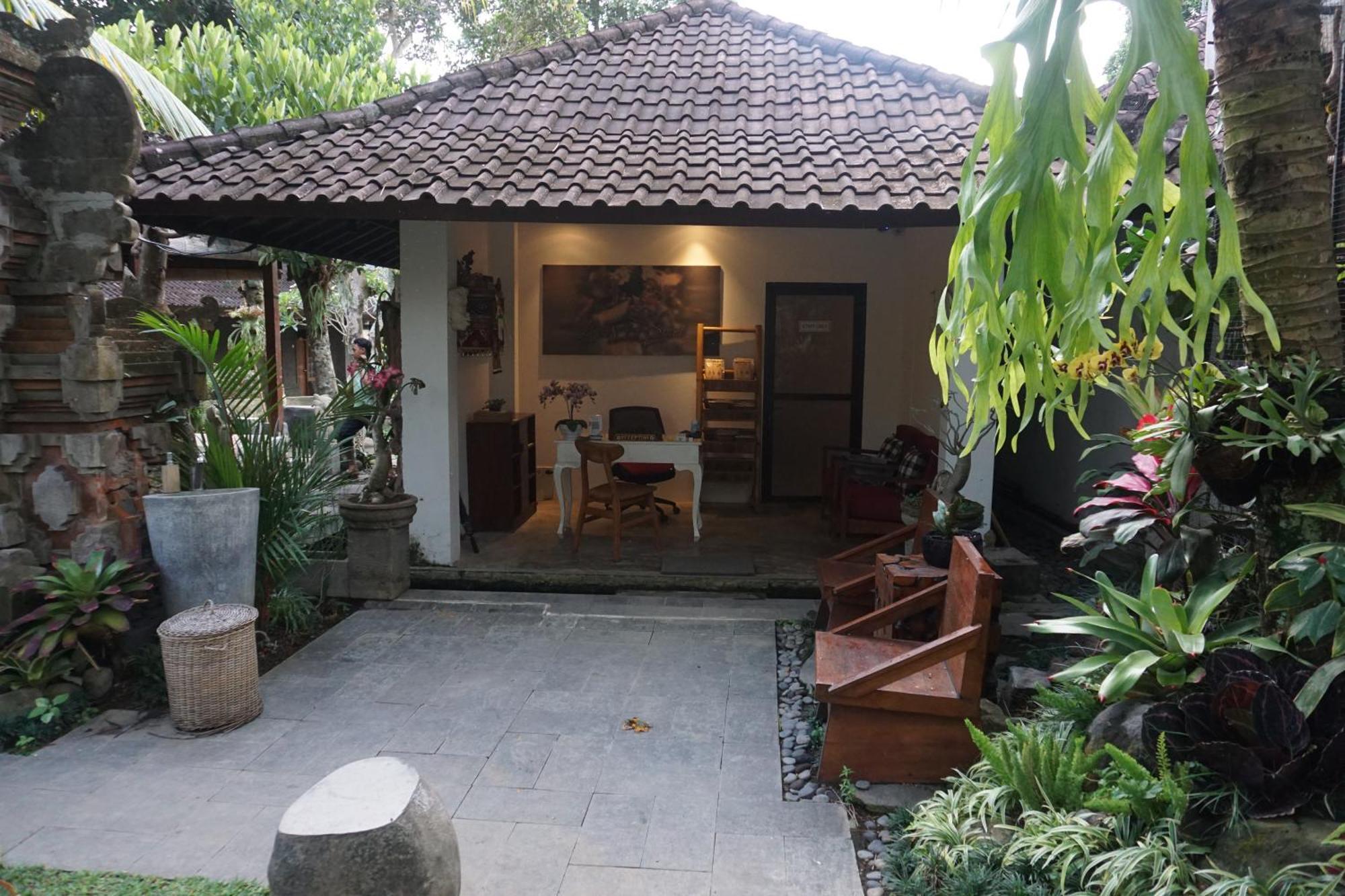 Liyer Spirit House Hotel Ubud Exterior foto